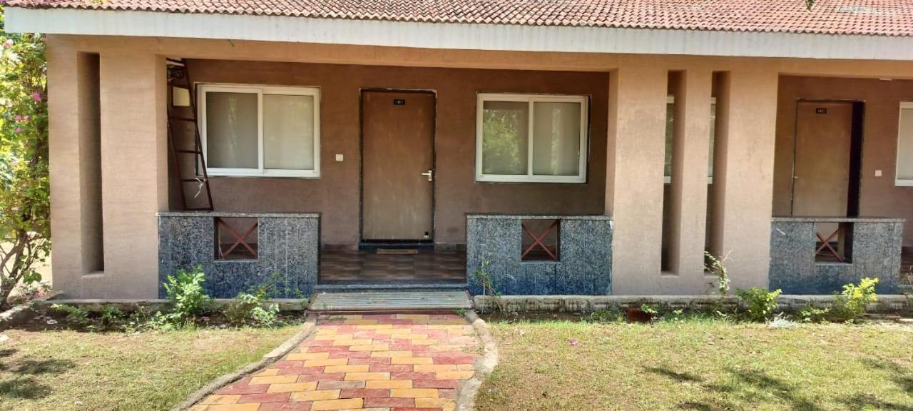 Nisarg Resort Jabalpur Exterior photo