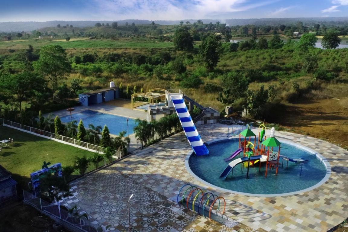 Nisarg Resort Jabalpur Exterior photo