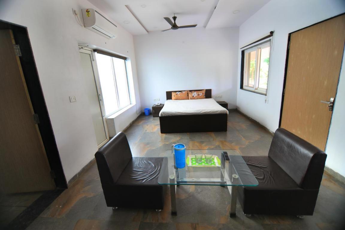 Nisarg Resort Jabalpur Exterior photo